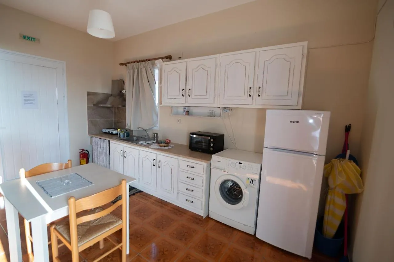Lorraine'S Apartments Close To Lourdas Beach Lourdata  Lourdata (Kefalonia)