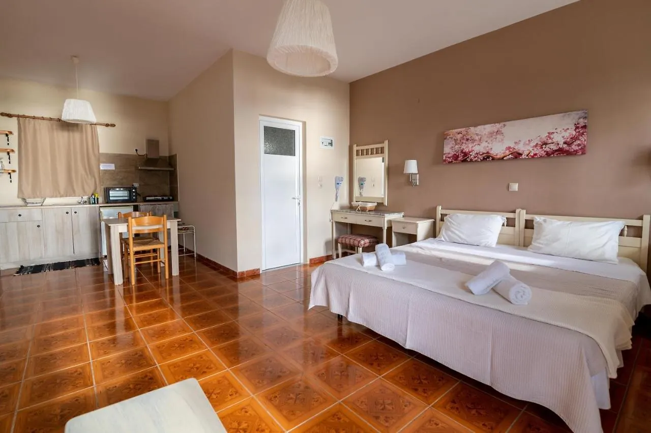 Lorraine'S Apartments Close To Lourdas Beach Lourdata  Greece