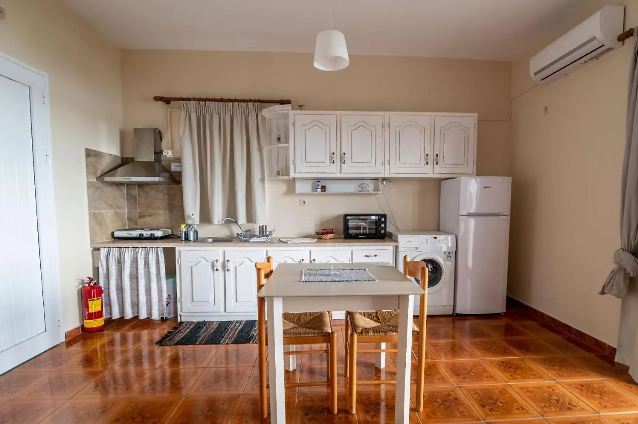Lorraine'S Apartments Close To Lourdas Beach Lourdata   Lourdata (Kefalonia)
