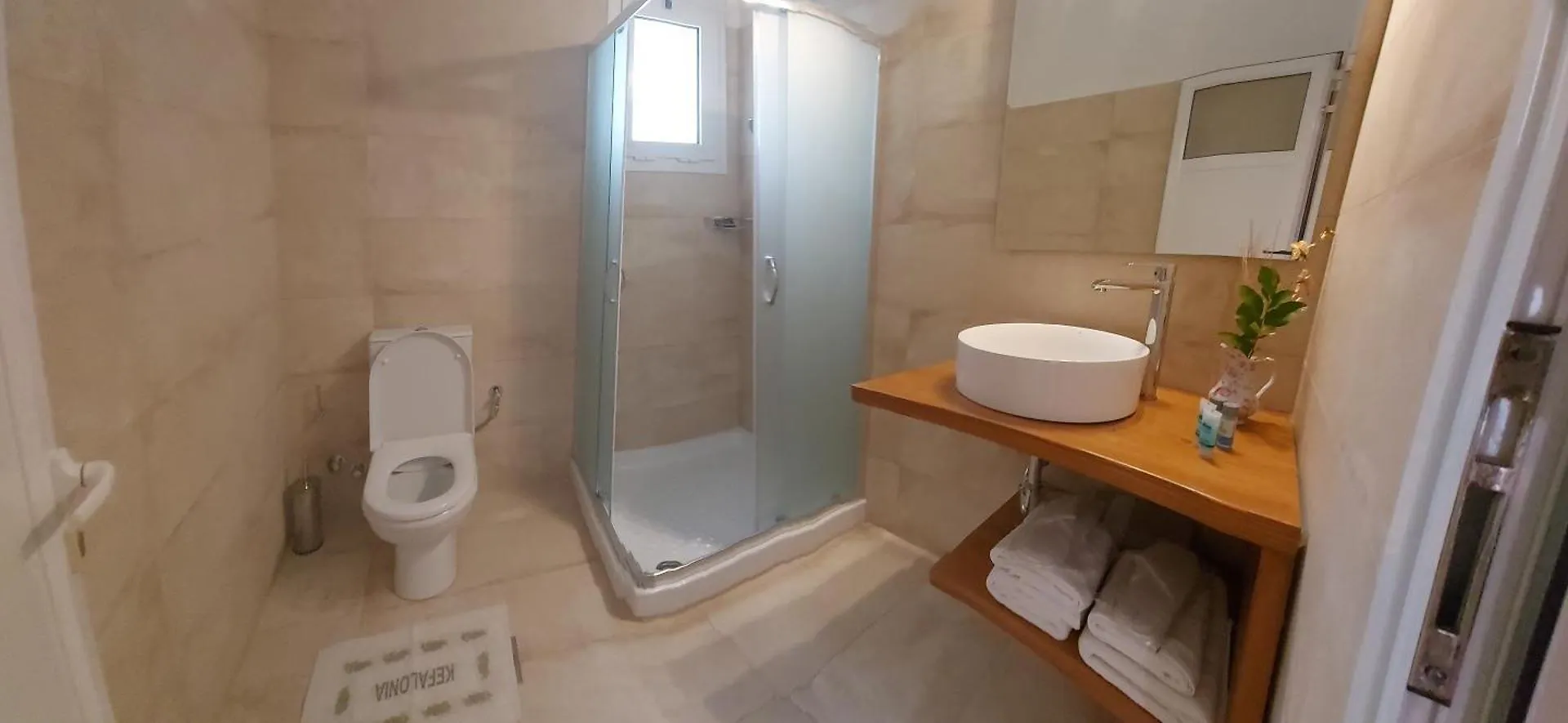 Lorraine'S Apartments Close To Lourdas Beach Lourdata  Greece